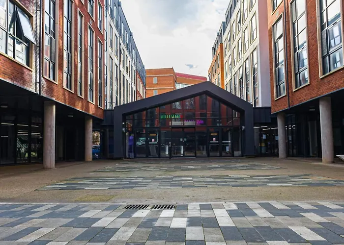 For Students Only Collegiate Eclipse Cardiff